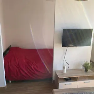 T2 Parking Prive 100 M Remparts Gare 10mn A Pieds Appartement Avignon