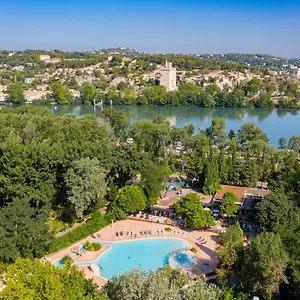 Campsite Du Pont D'avignon